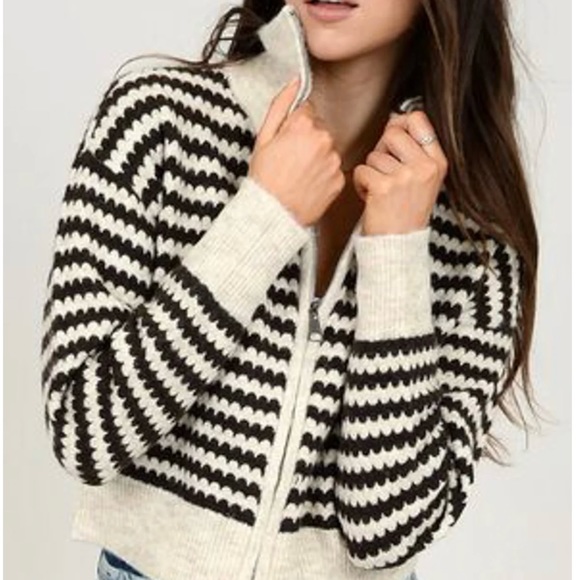 RD Style striped zip cardigan. - Picture 3 of 7